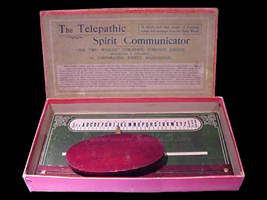 Two Worlds &quotTelepathic Spirit Communicator" 1900
